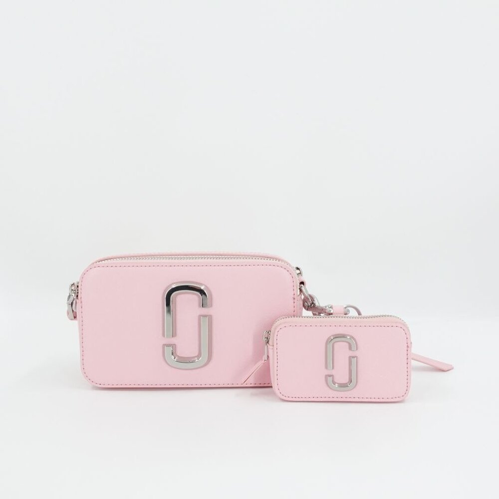 Marc Jacobs Women's The Utility Snapshot Crossbody Bag Bubblegum Pink OS - Picture 13 of 14